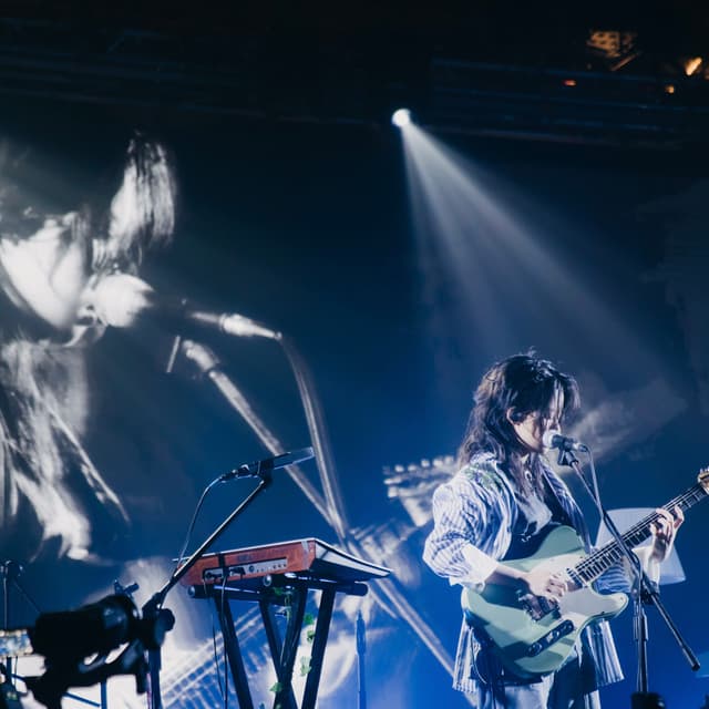Album cover art for 飛鳥