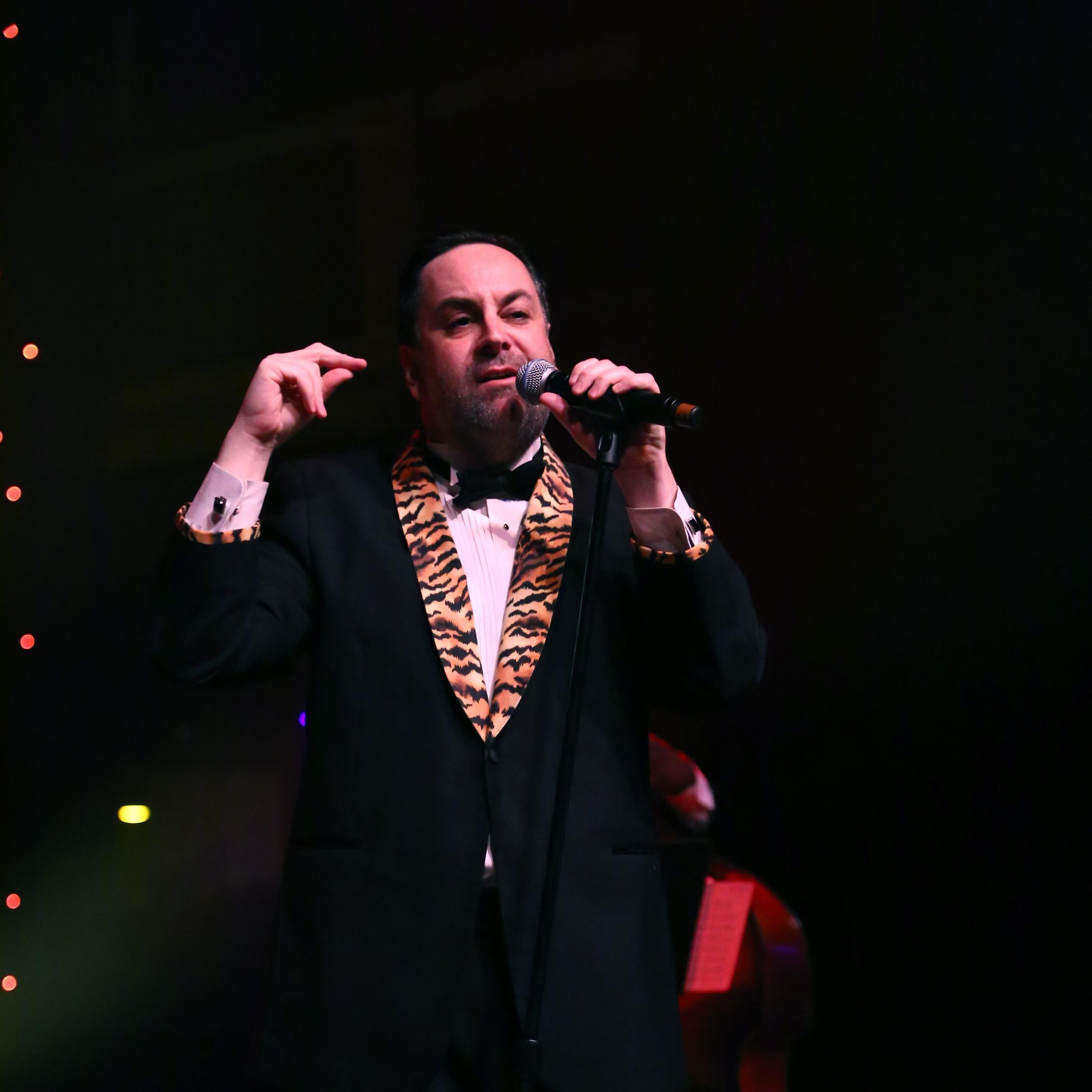 Richard Cheese & Lounge Against The Machine