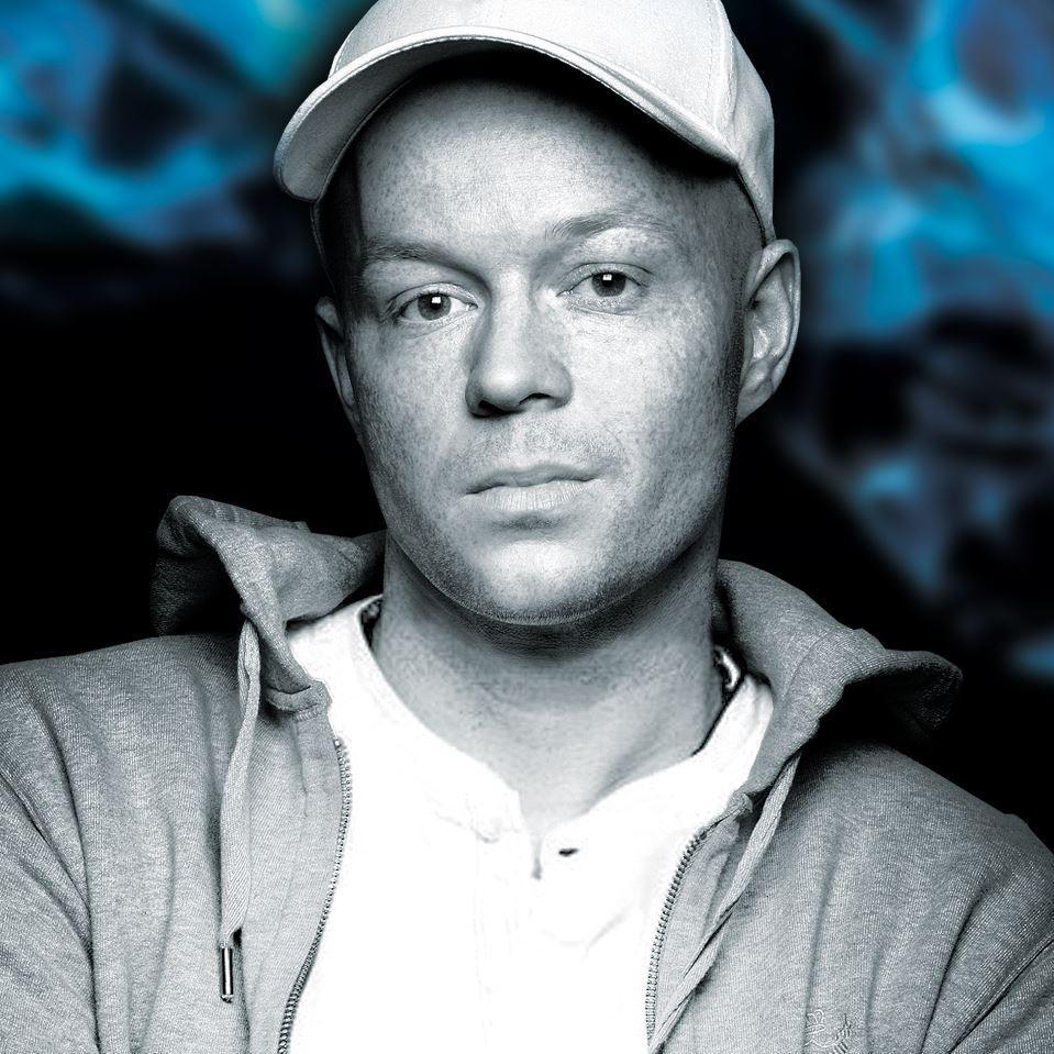 Artist chip image