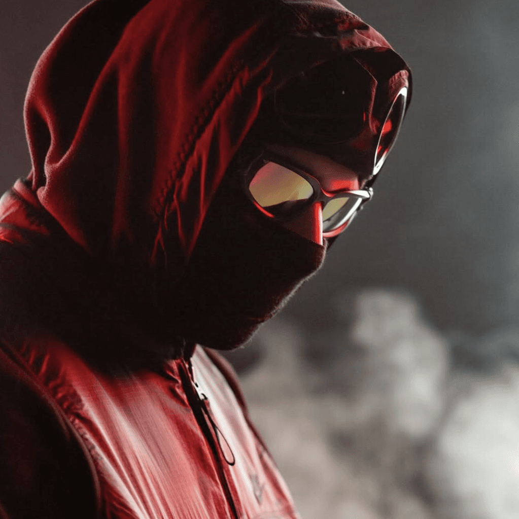 Dynamic cover art