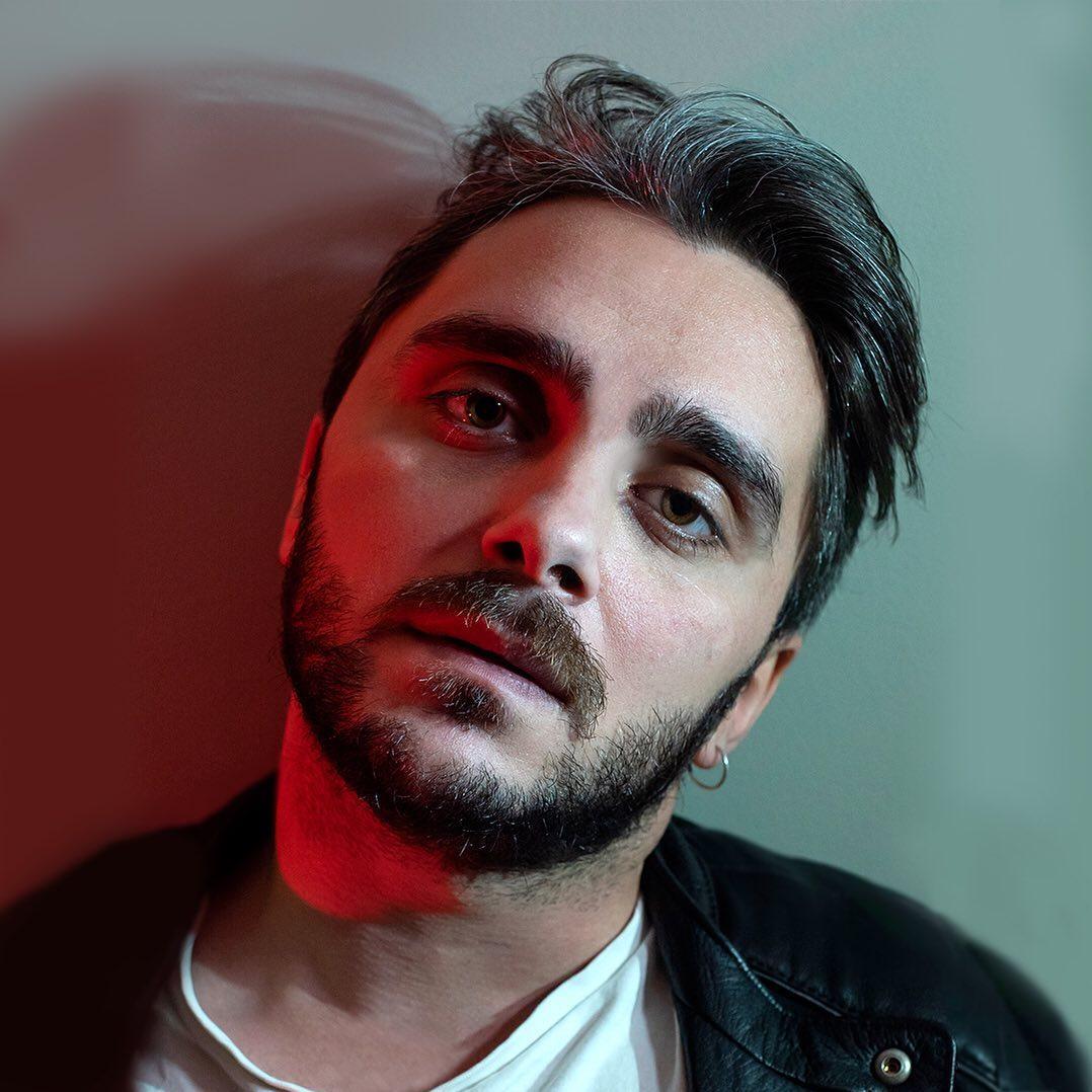 Artist chip image