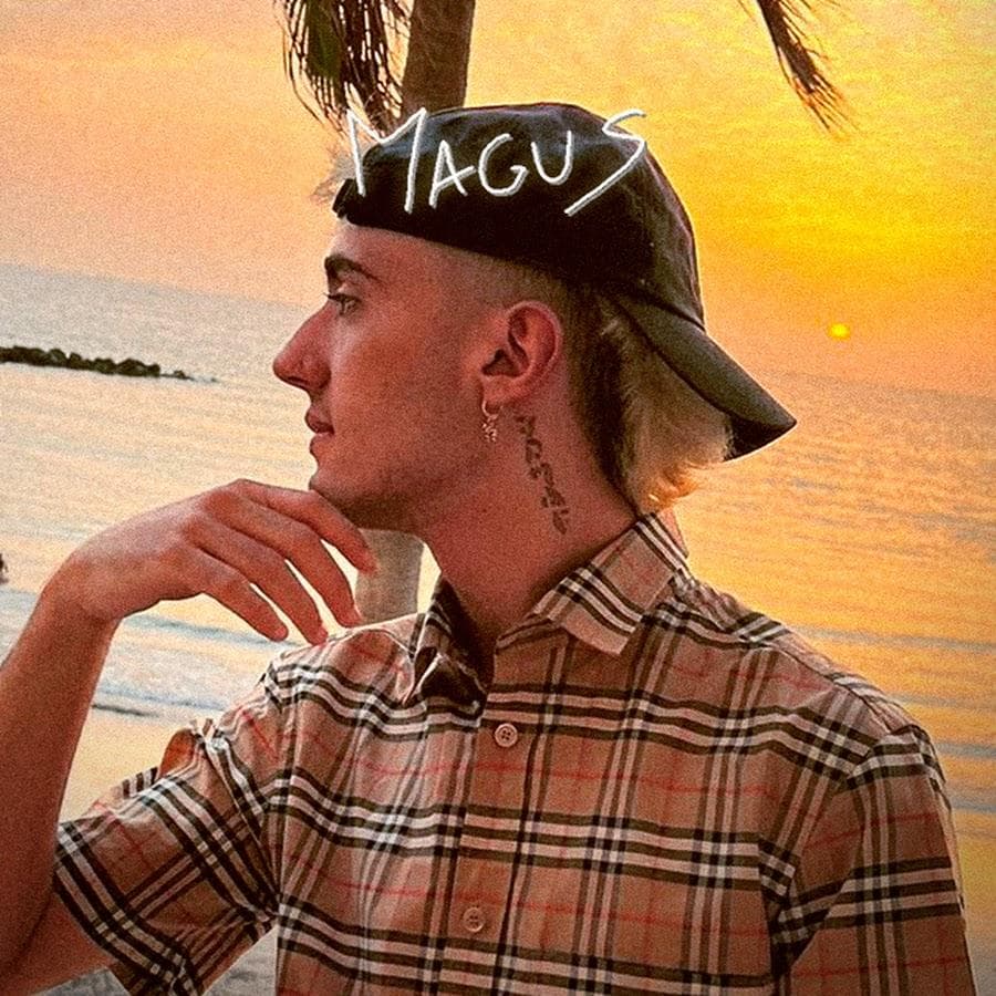 Dynamic cover art