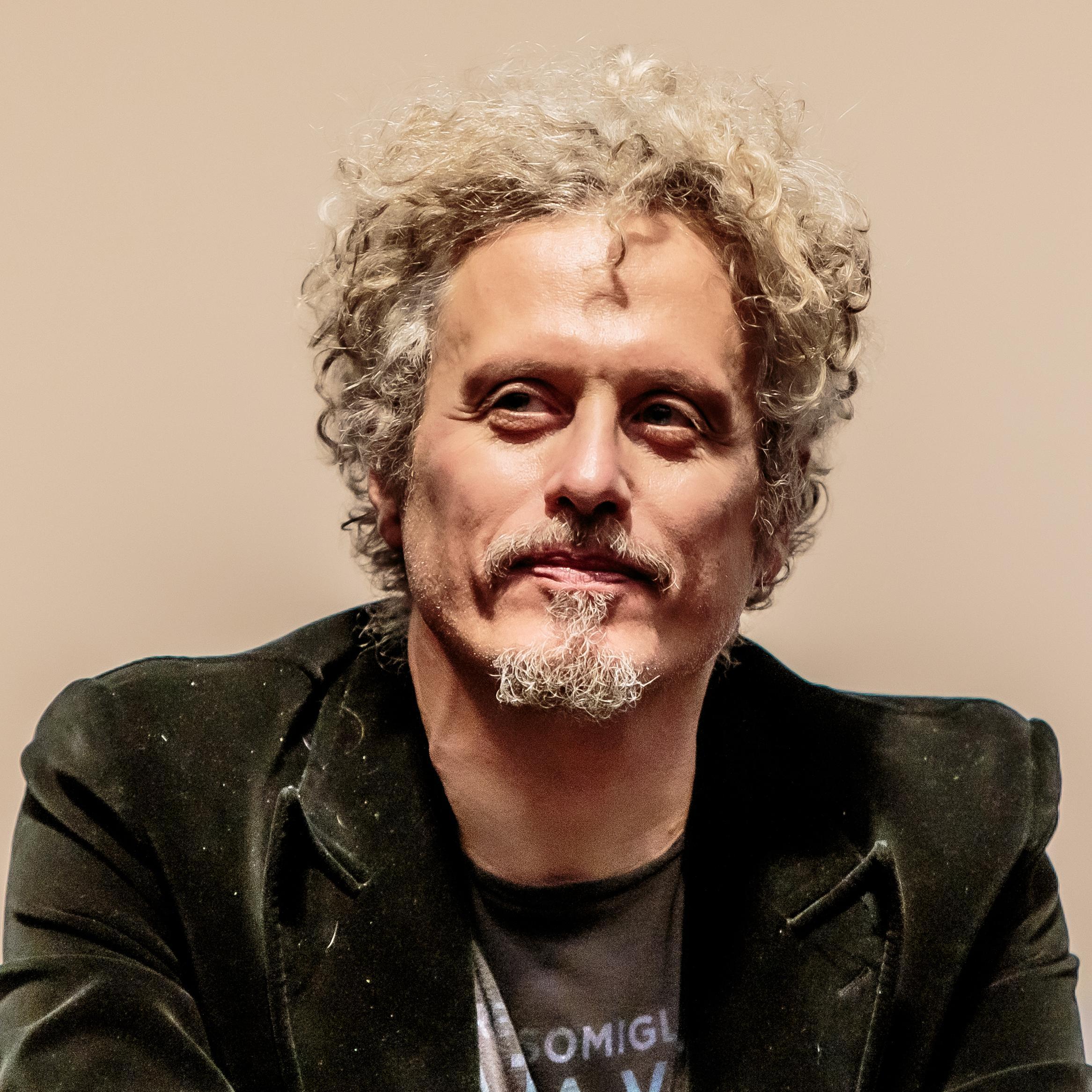 Artist chip image
