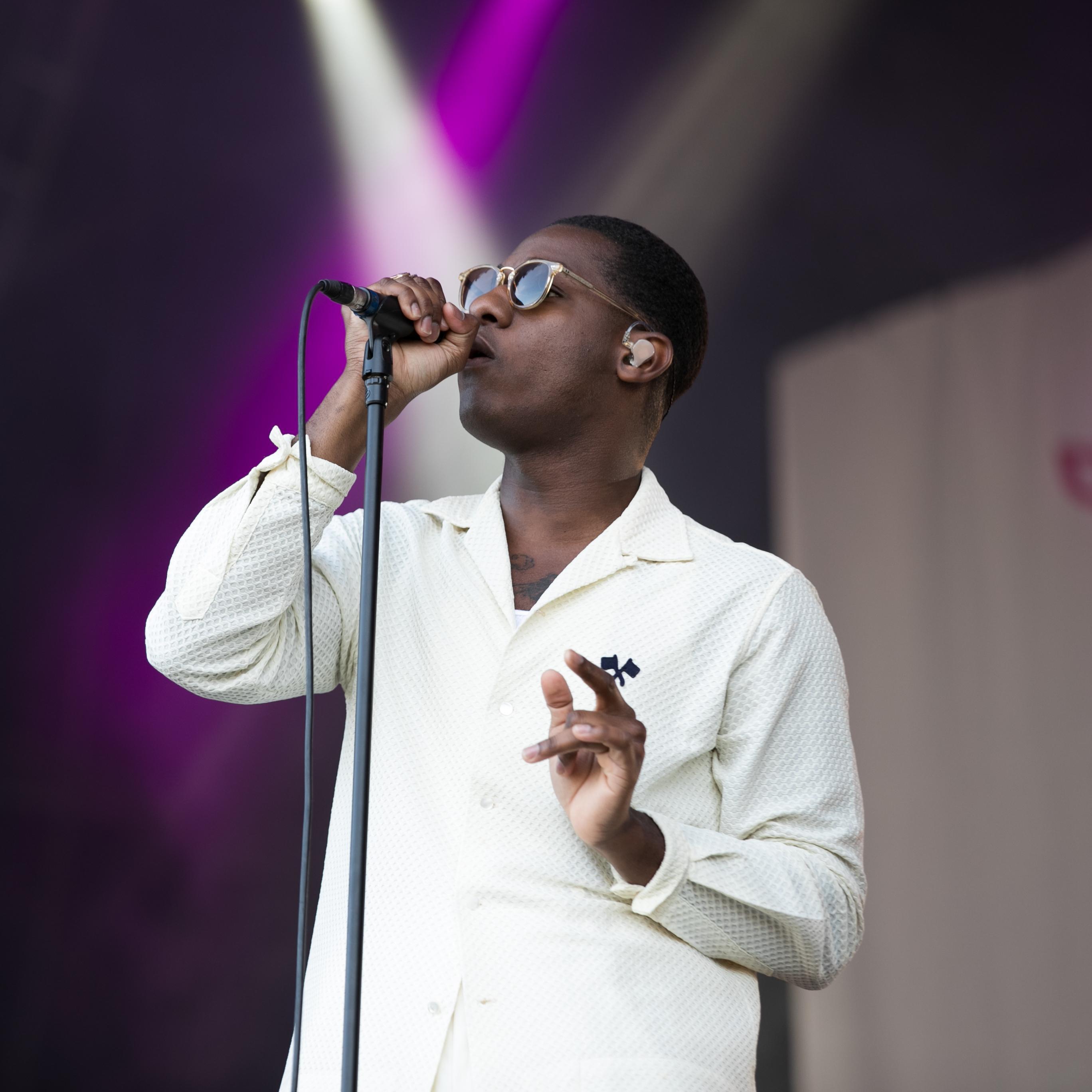 Leon Bridges