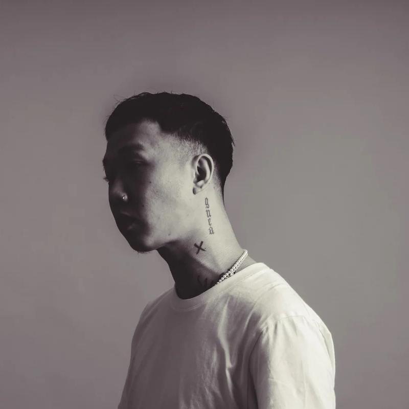 Dynamic cover art