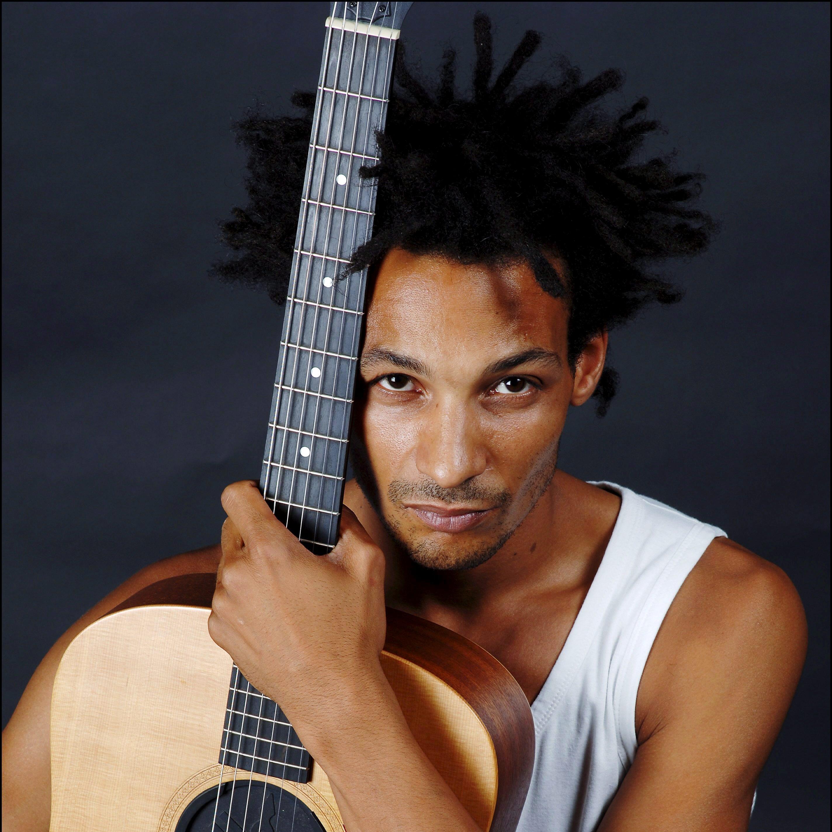 Artist chip image