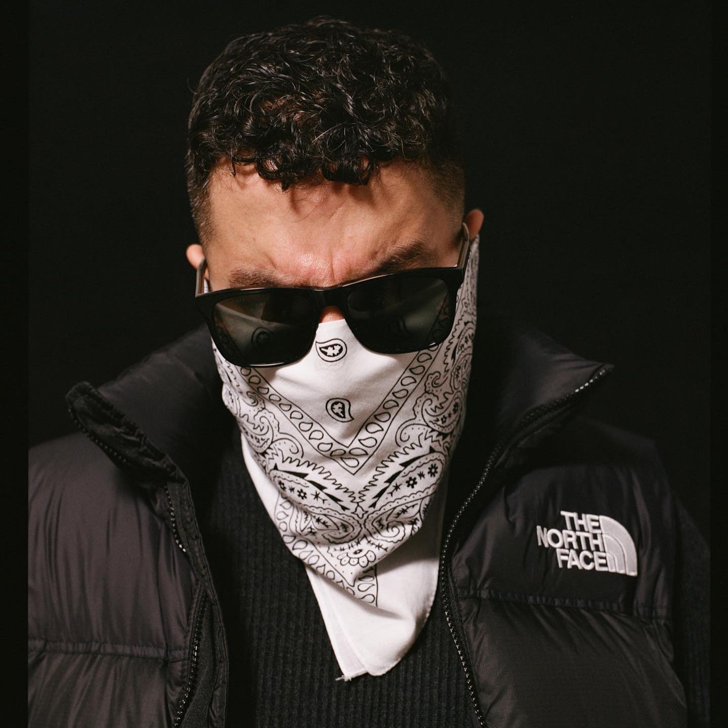 Dynamic cover art