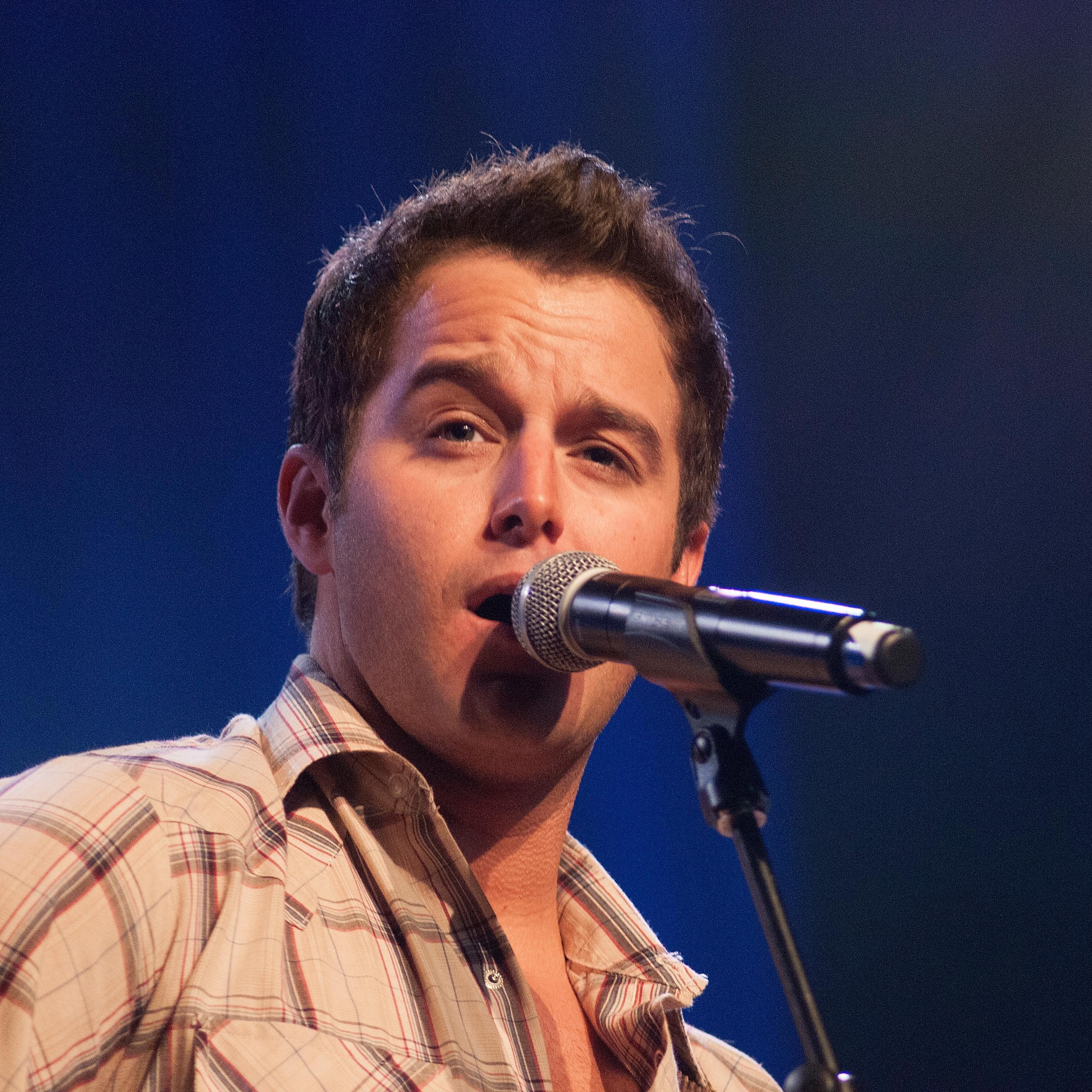 Easton Corbin
