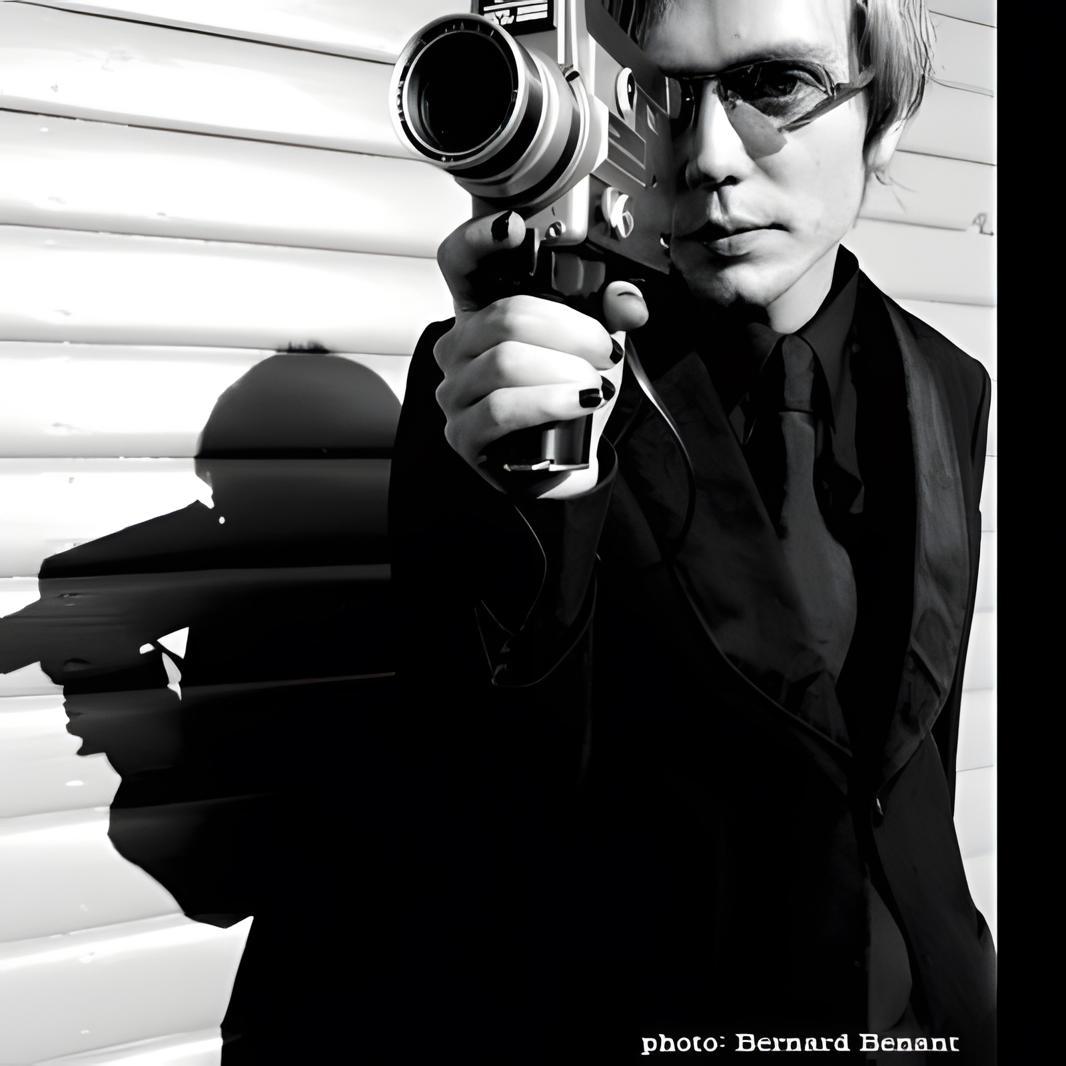 Dynamic cover art