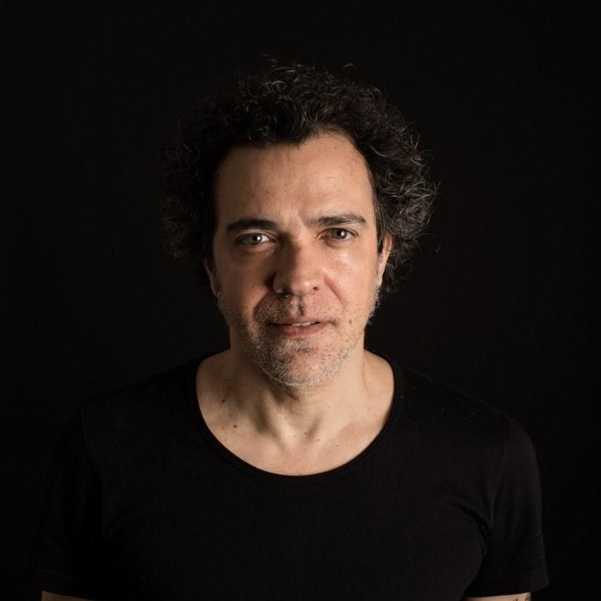 Artist chip image