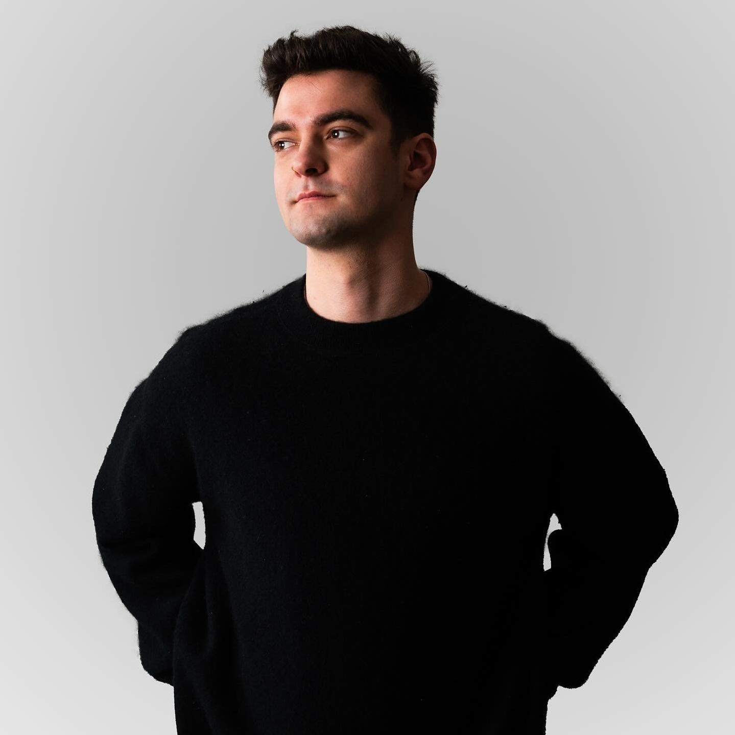 Artist chip image