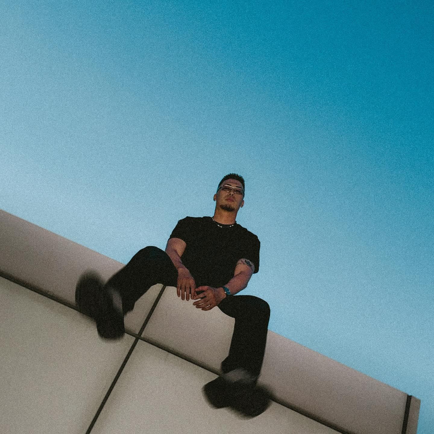 Dynamic cover art