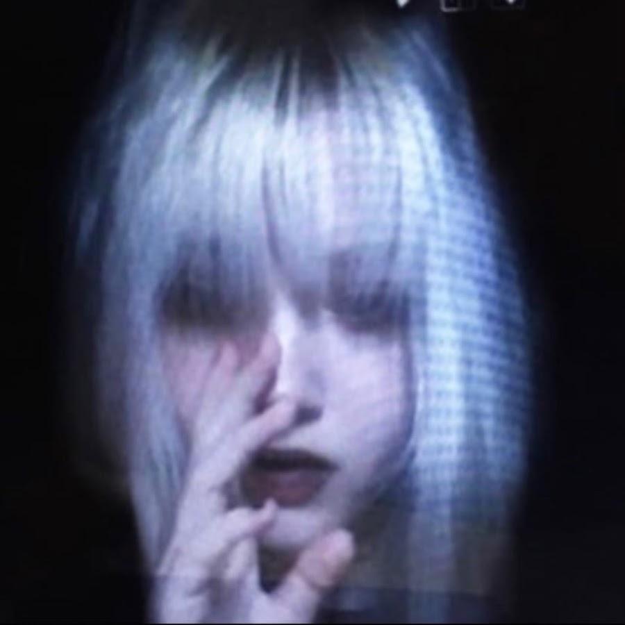 Dynamic cover art