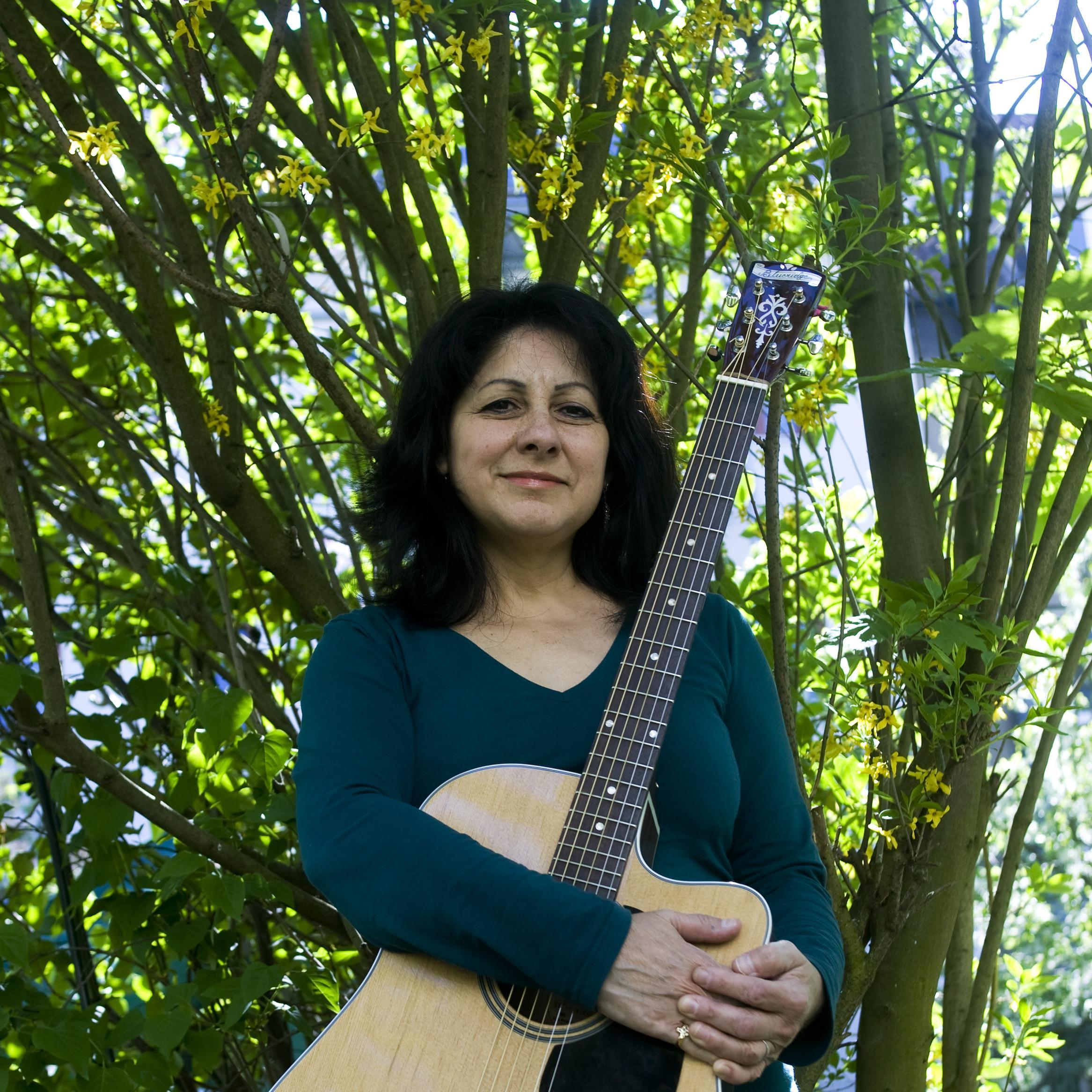 Tish Hinojosa