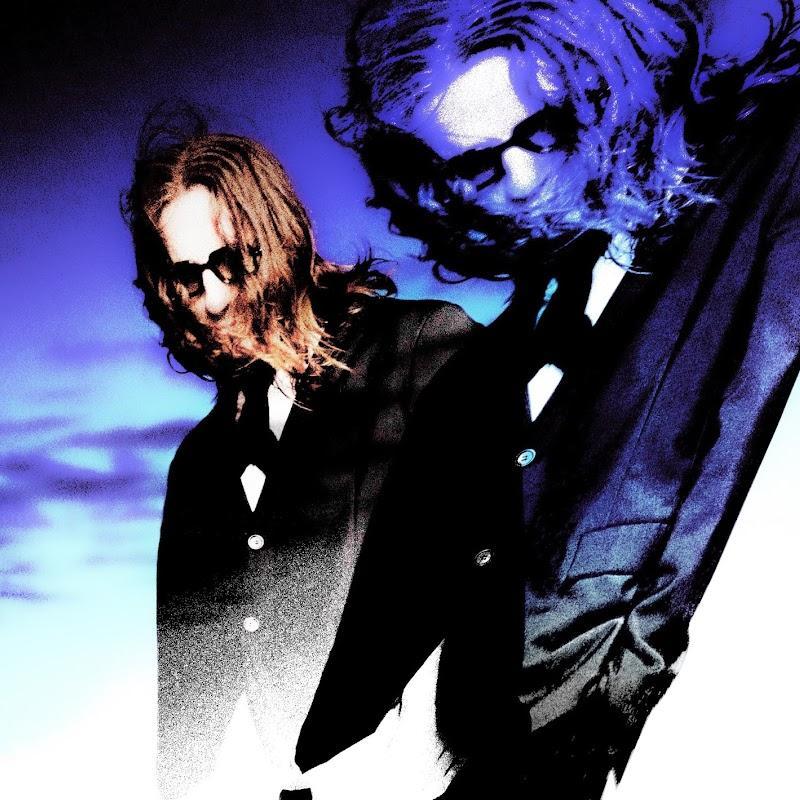 Dynamic cover art