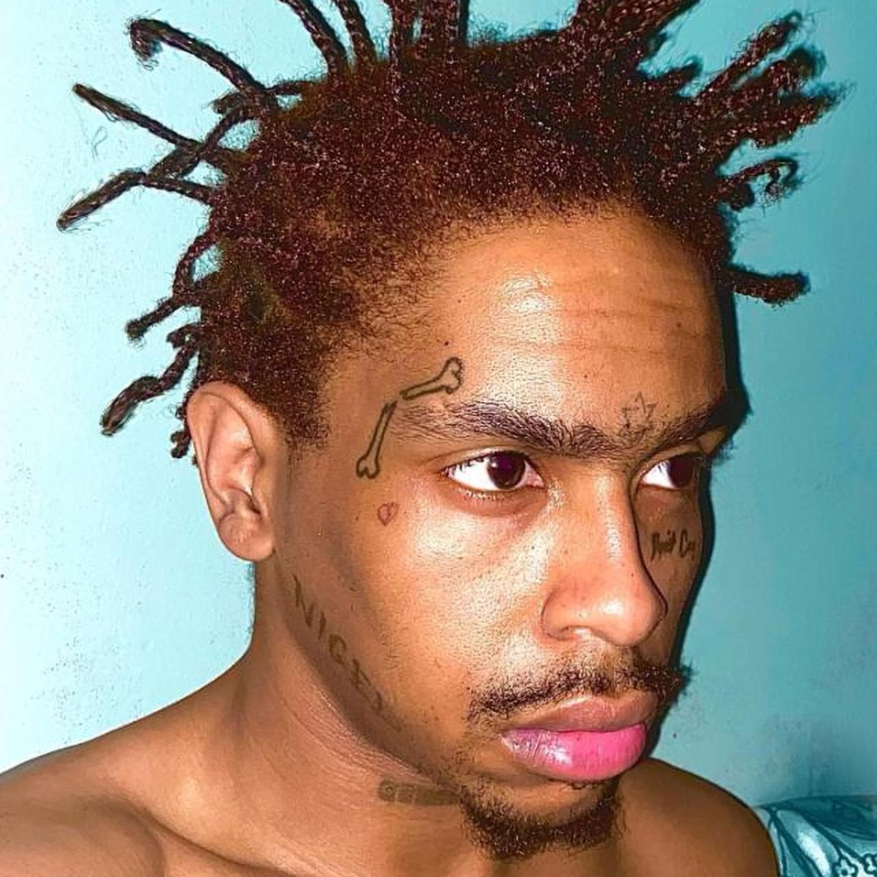 Dynamic cover art