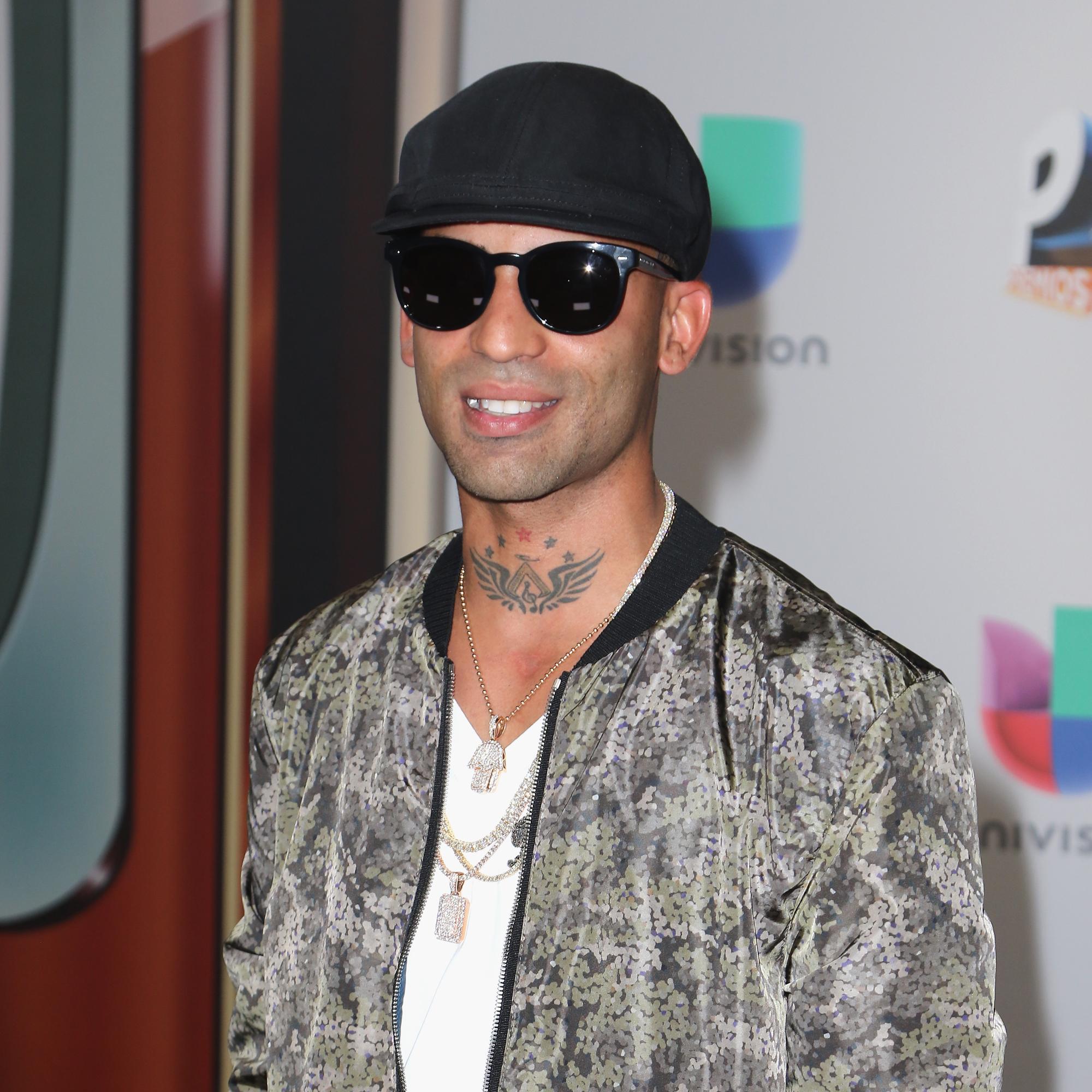 Arcángel (Arcangel)