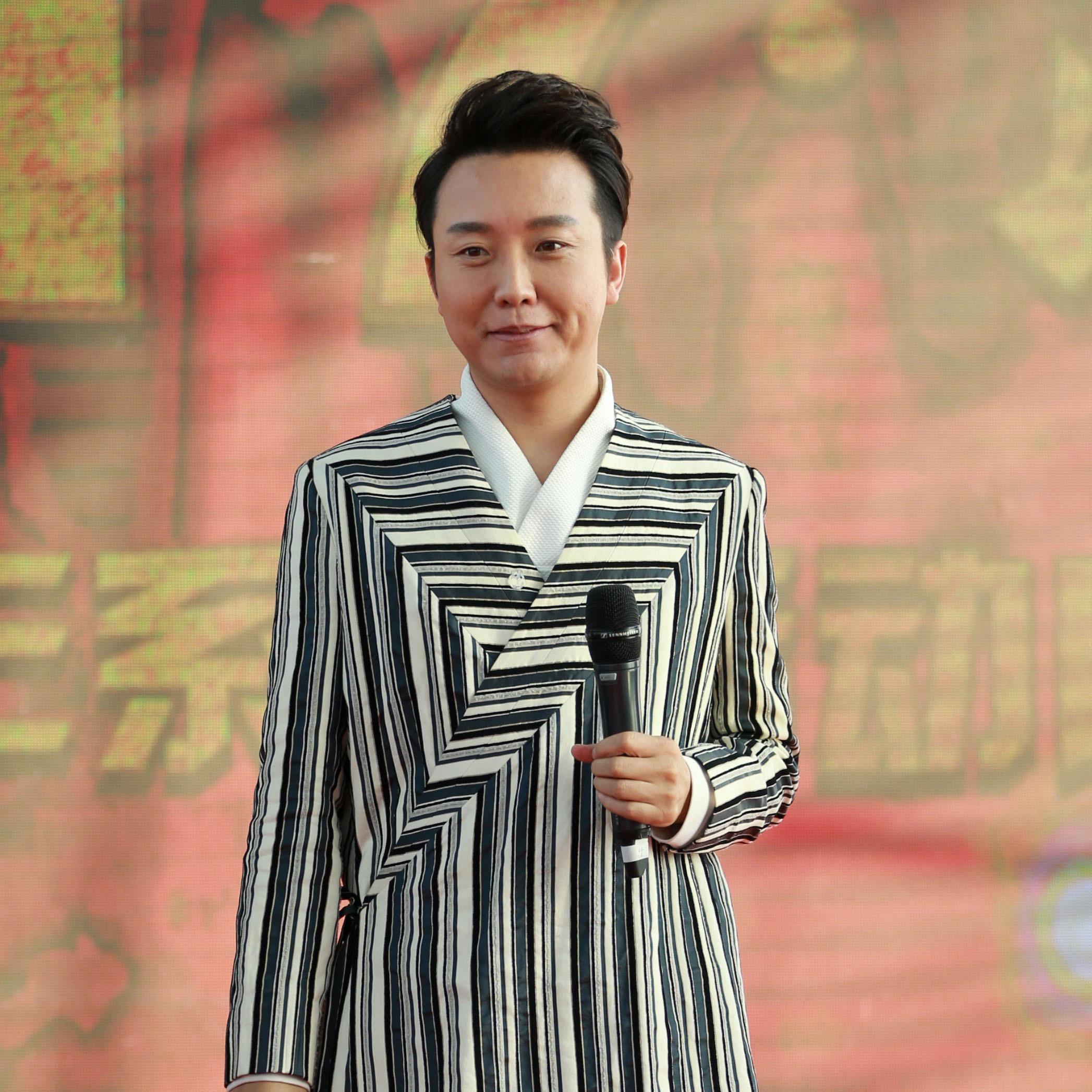 李玉剛 (Li Yugang)