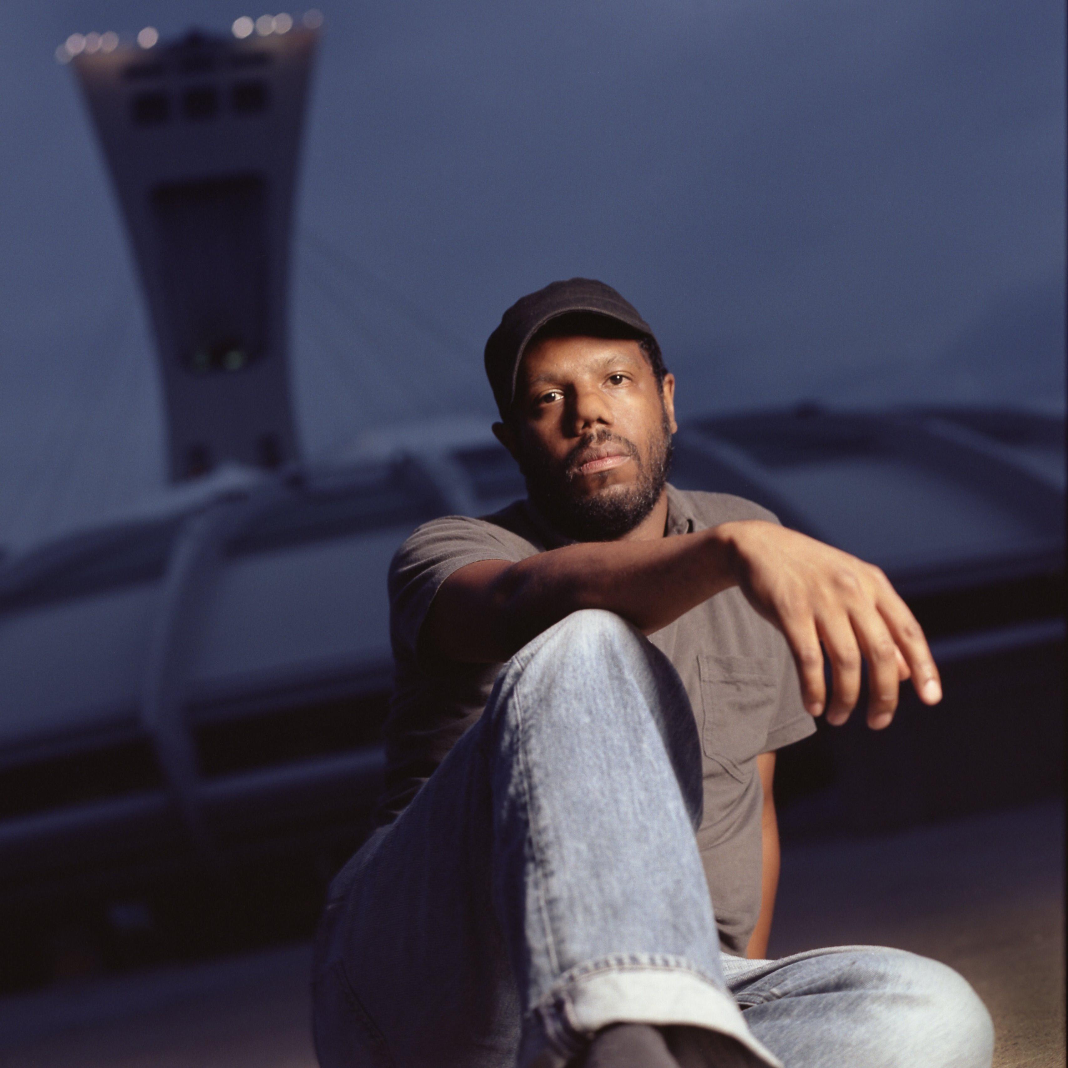 Dynamic cover art