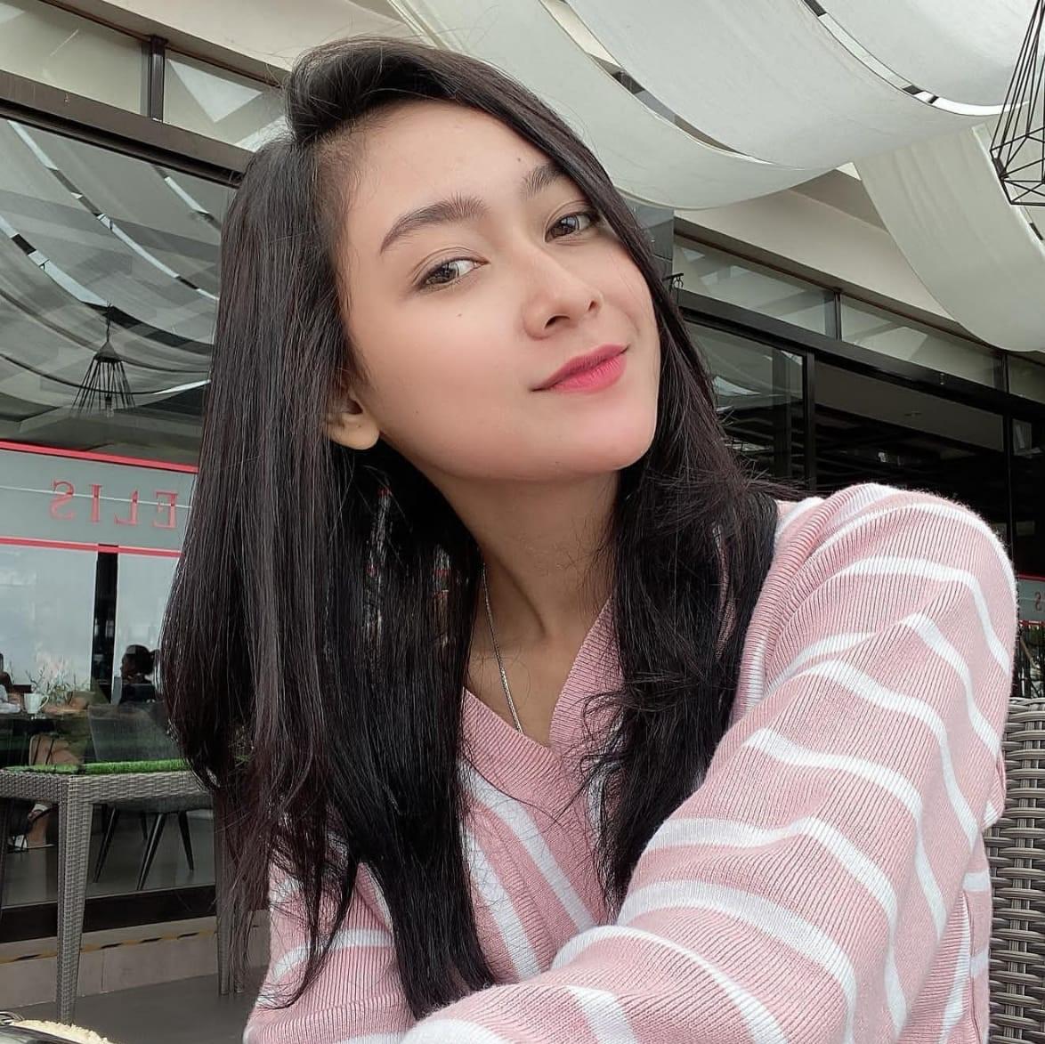 Fira Azahra