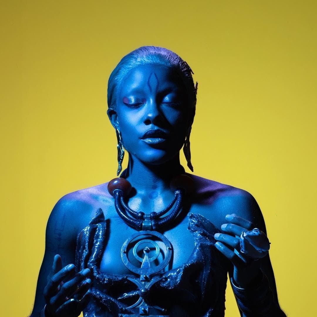 Dynamic cover art