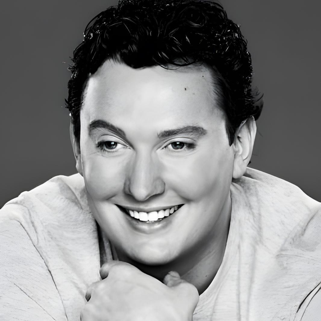 Artist chip image