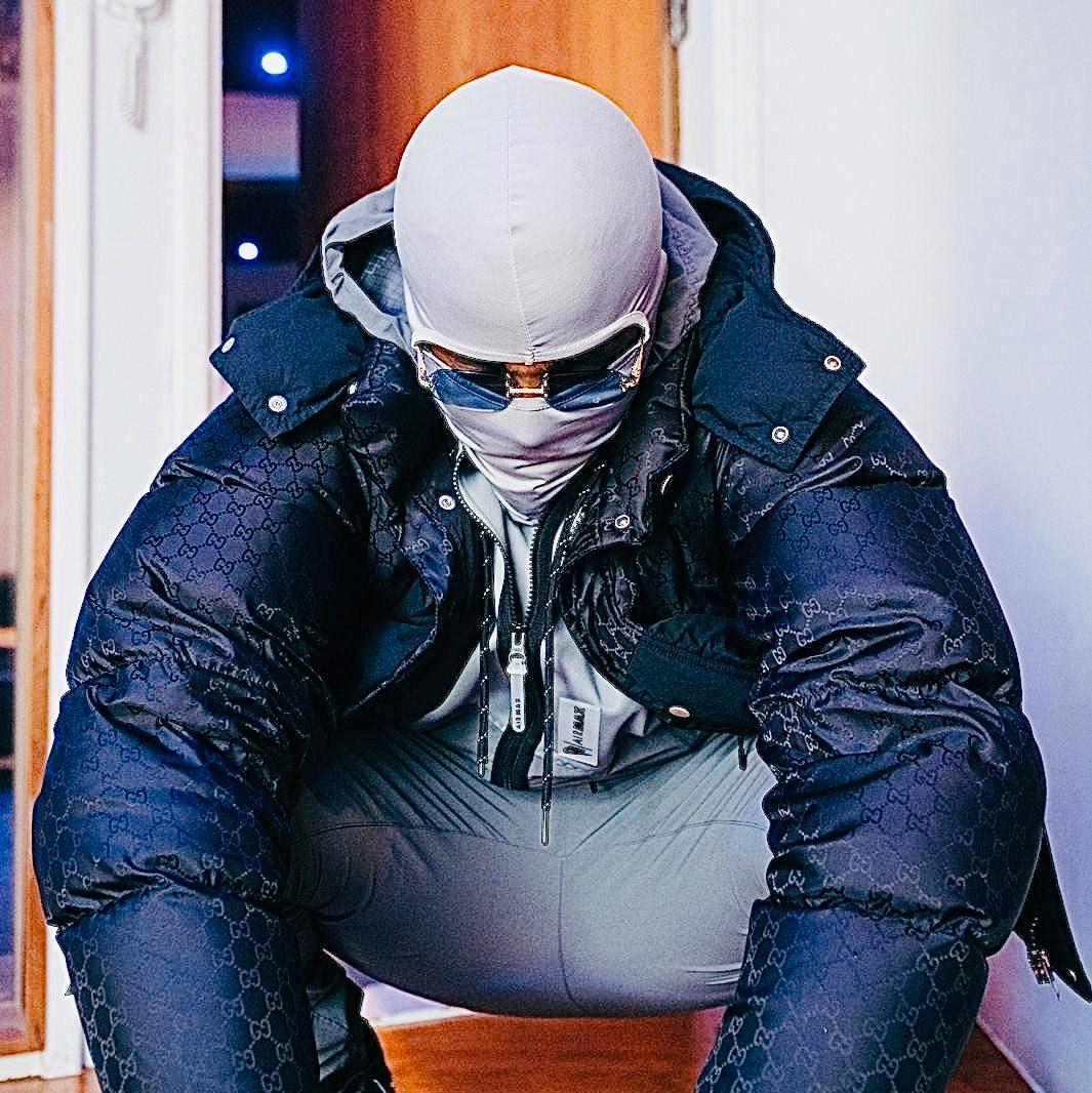 Dynamic cover art