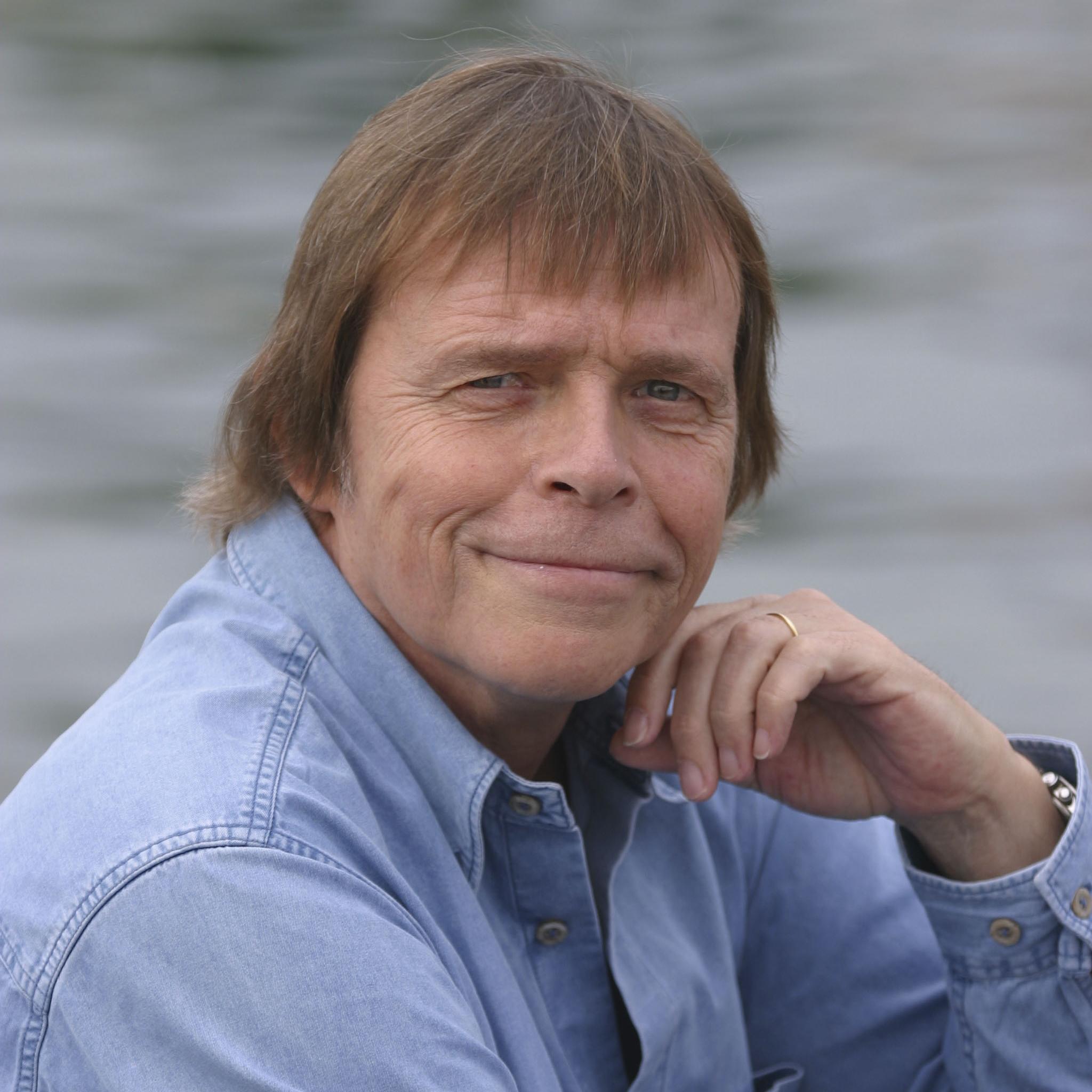 Artist chip image