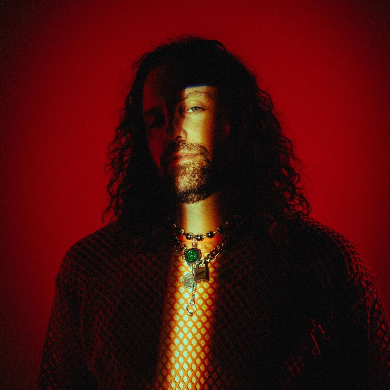 Dynamic cover art