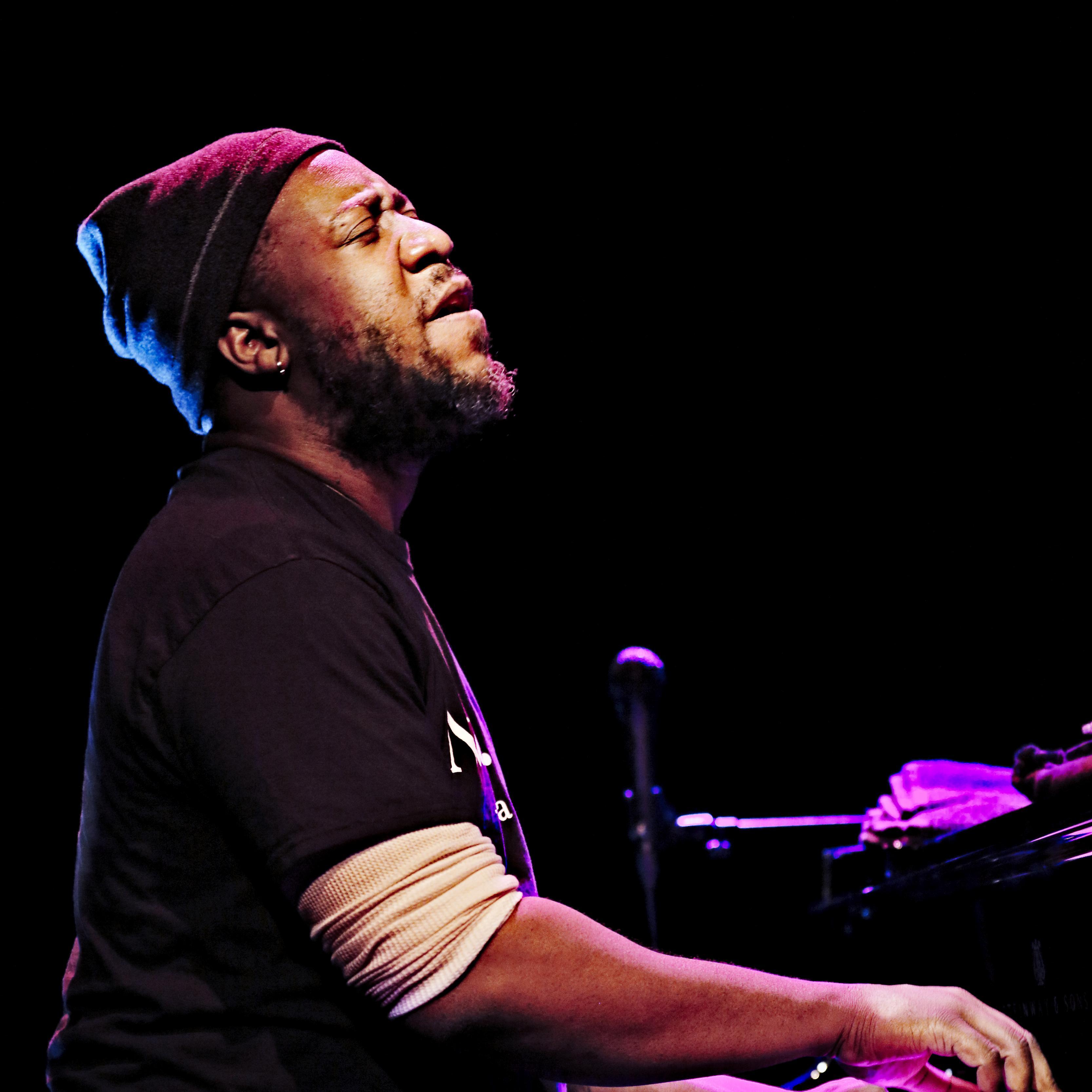 Artist chip image