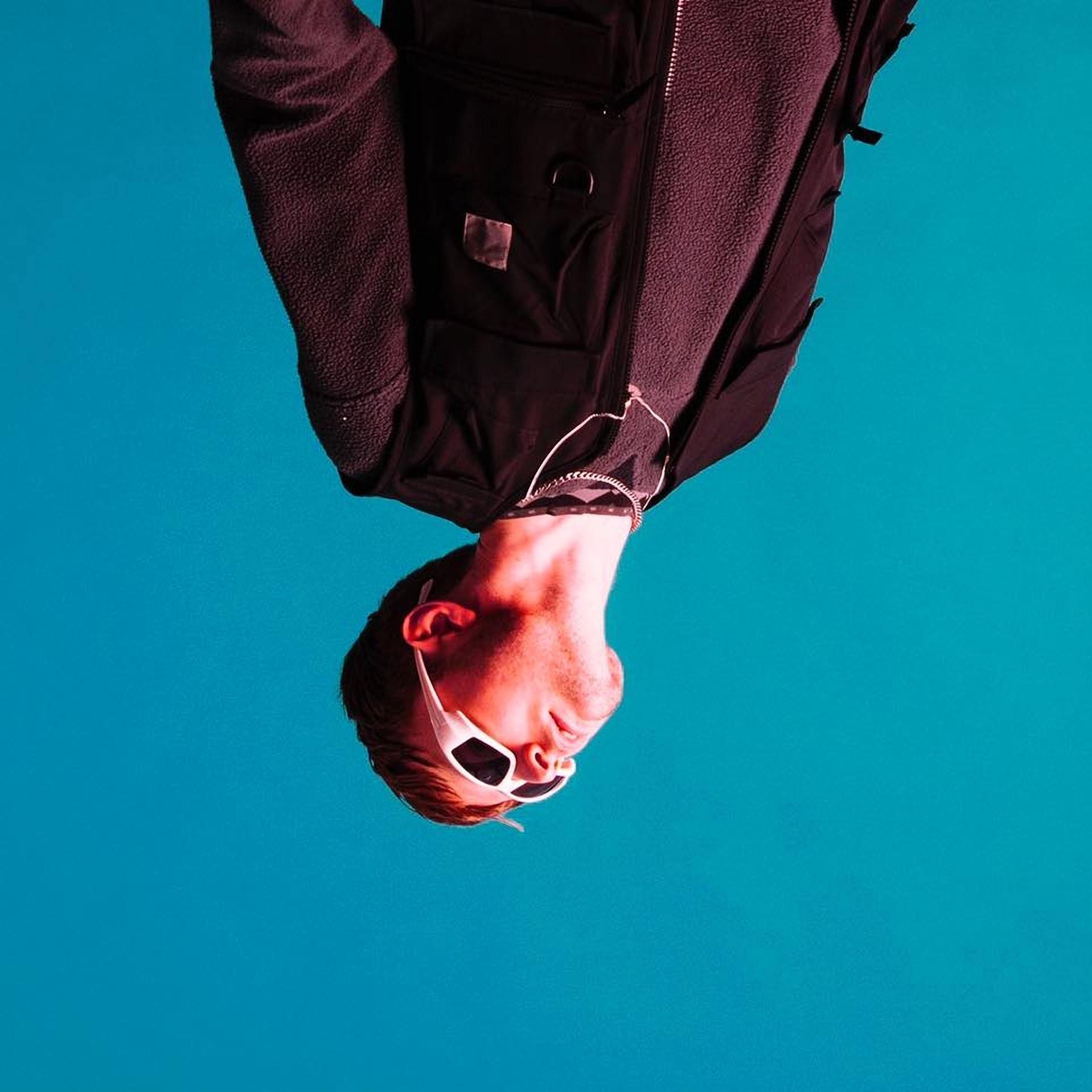 Dynamic cover art