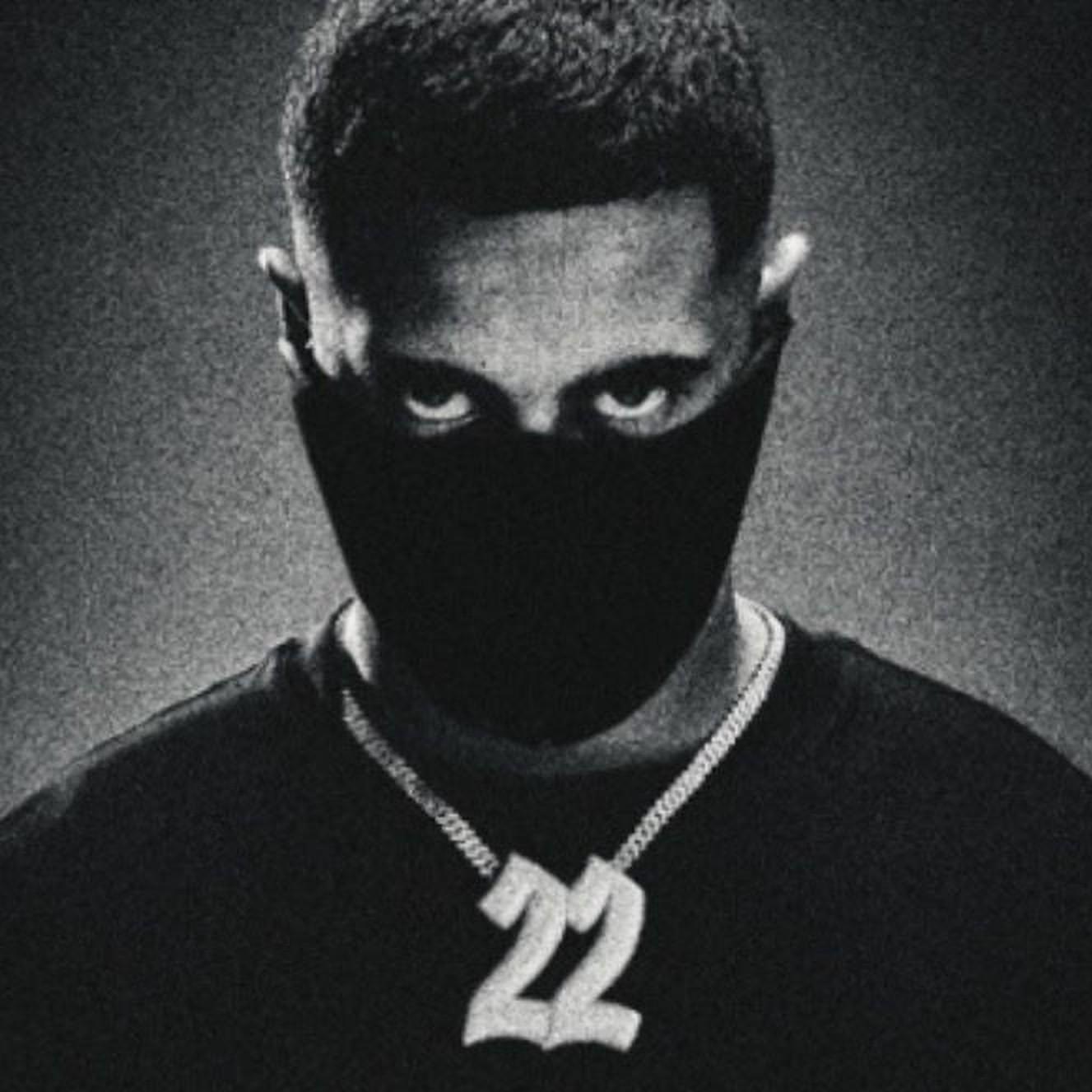 Dynamic cover art