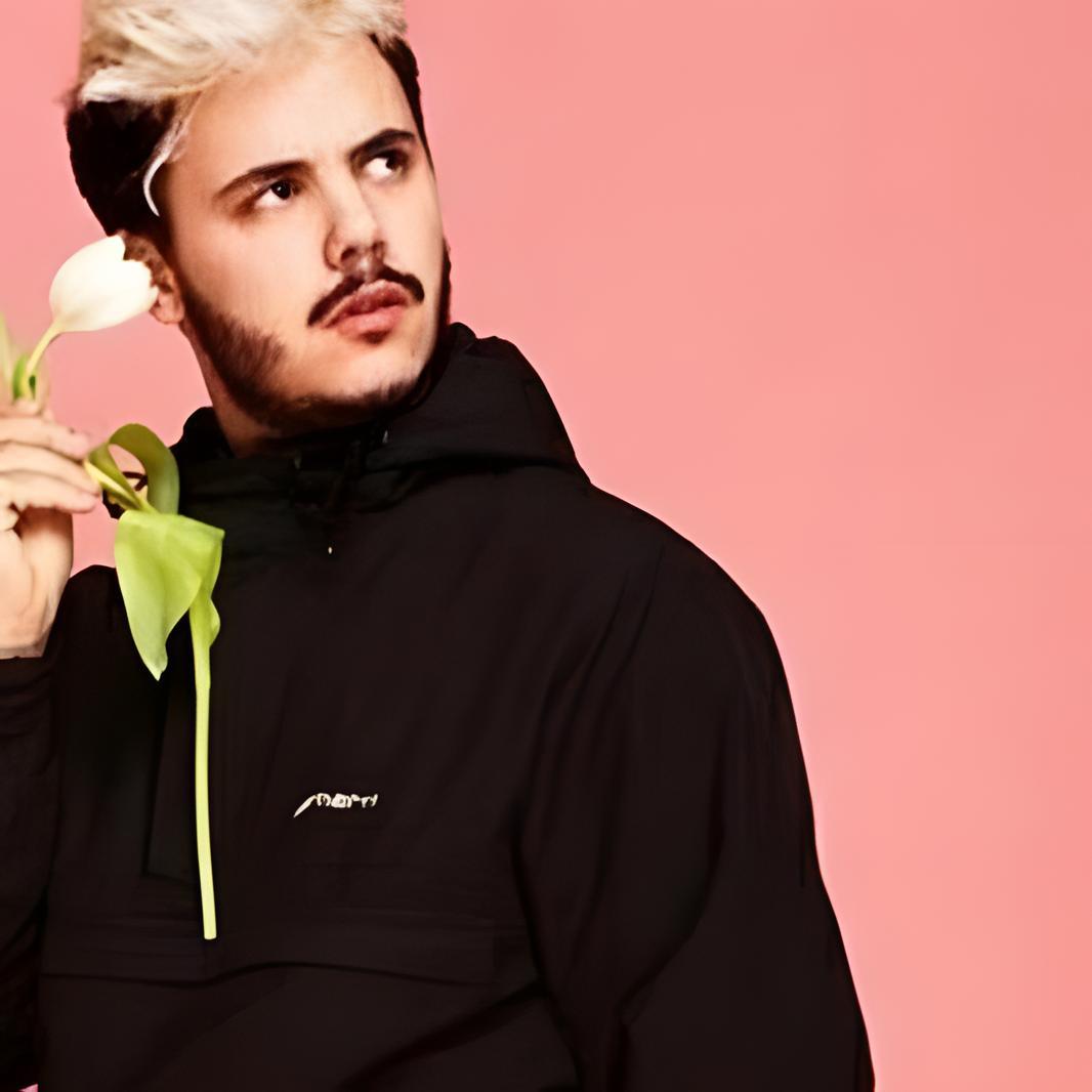 Dynamic cover art
