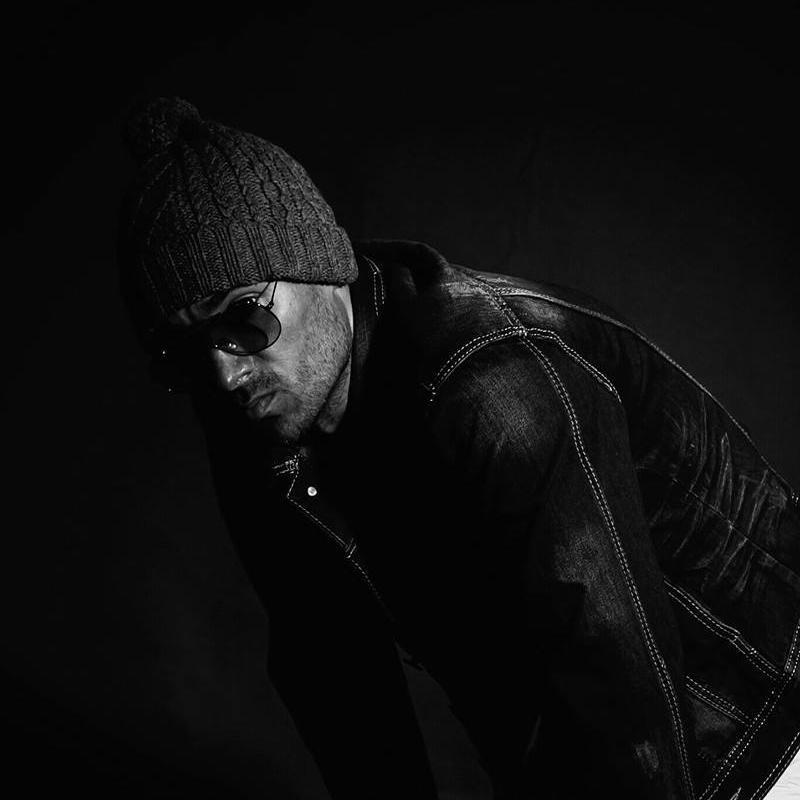 Dynamic cover art