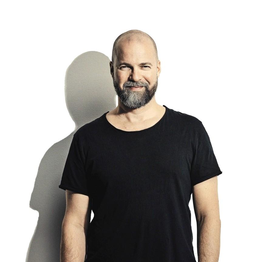 Artist chip image