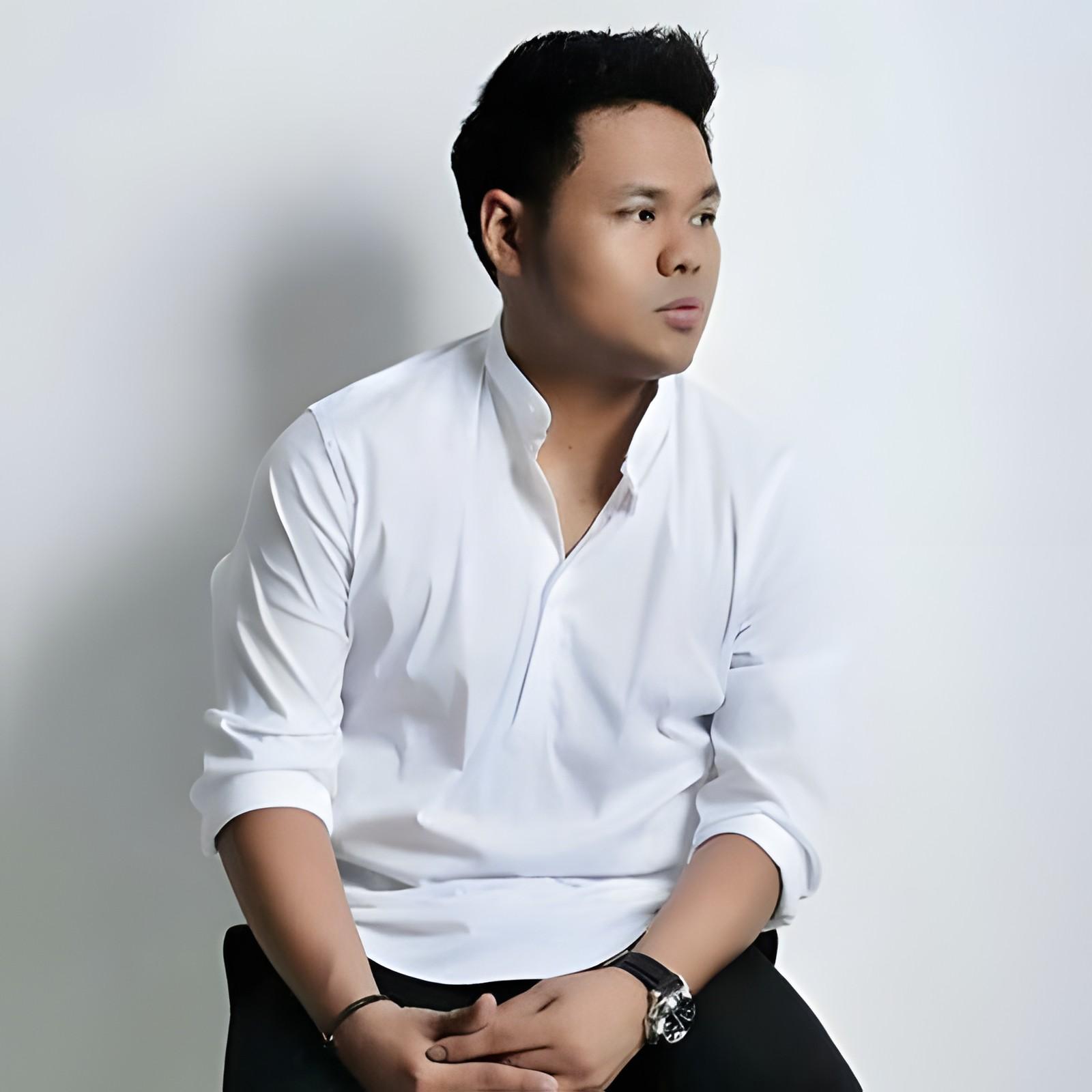 Artist chip image