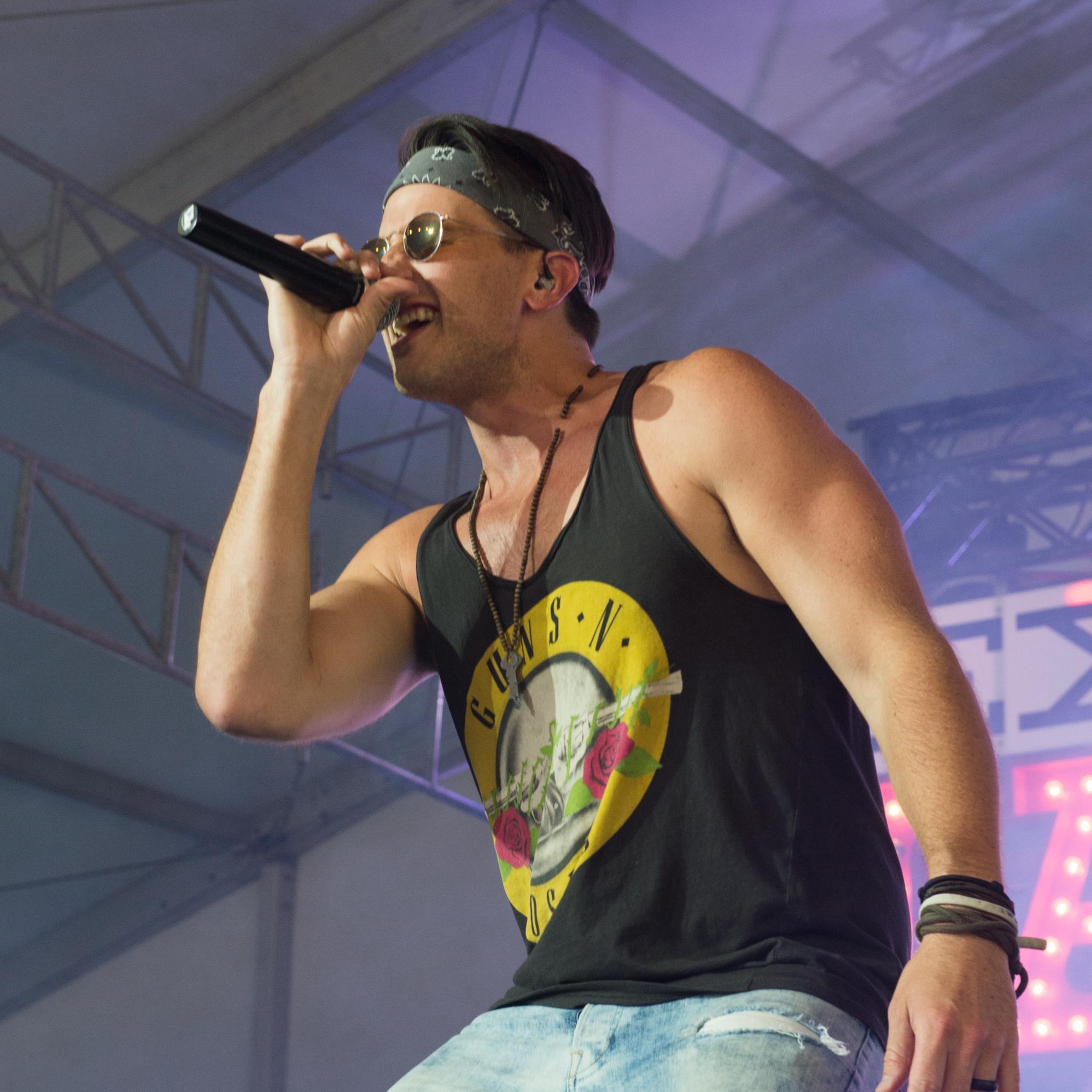 Russell Dickerson