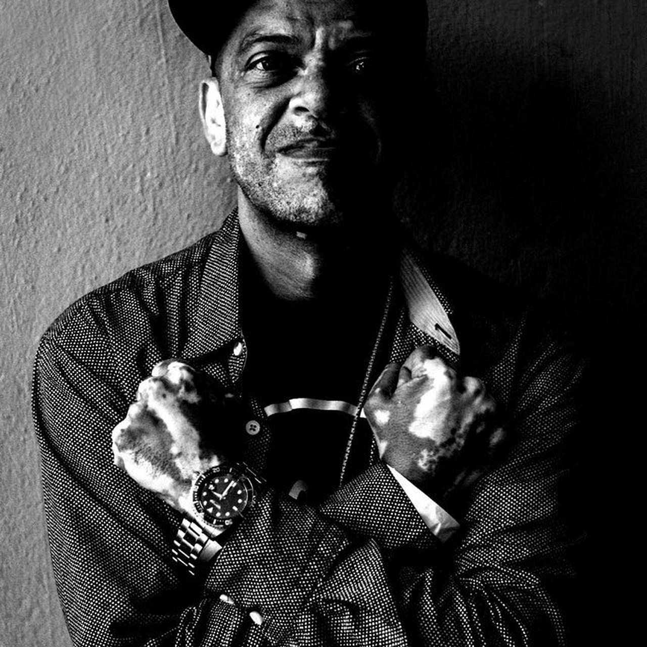 Artist chip image