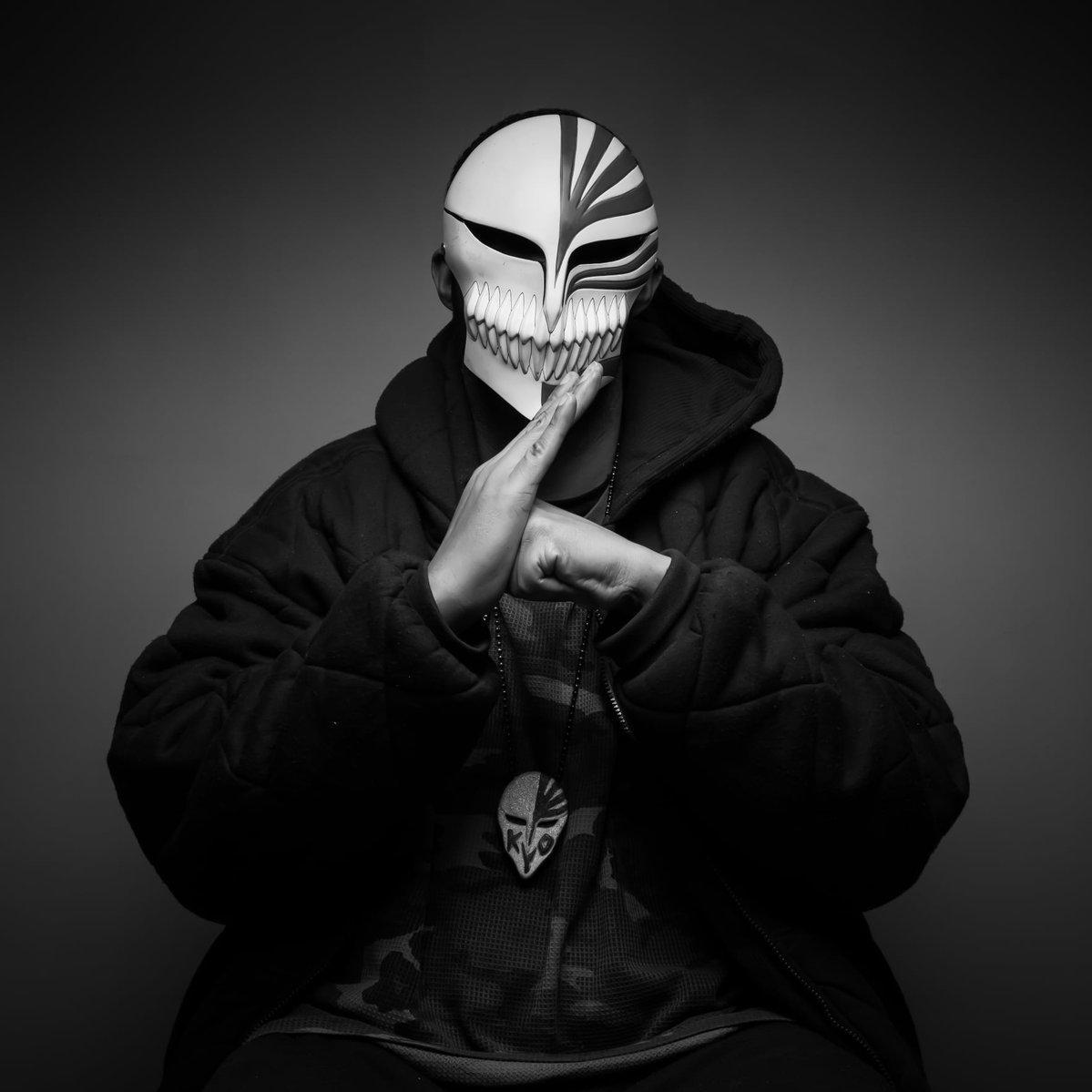 Dynamic cover art