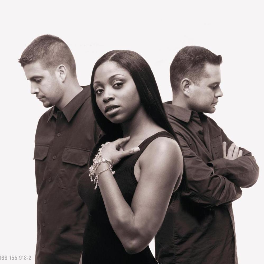Dynamic cover art
