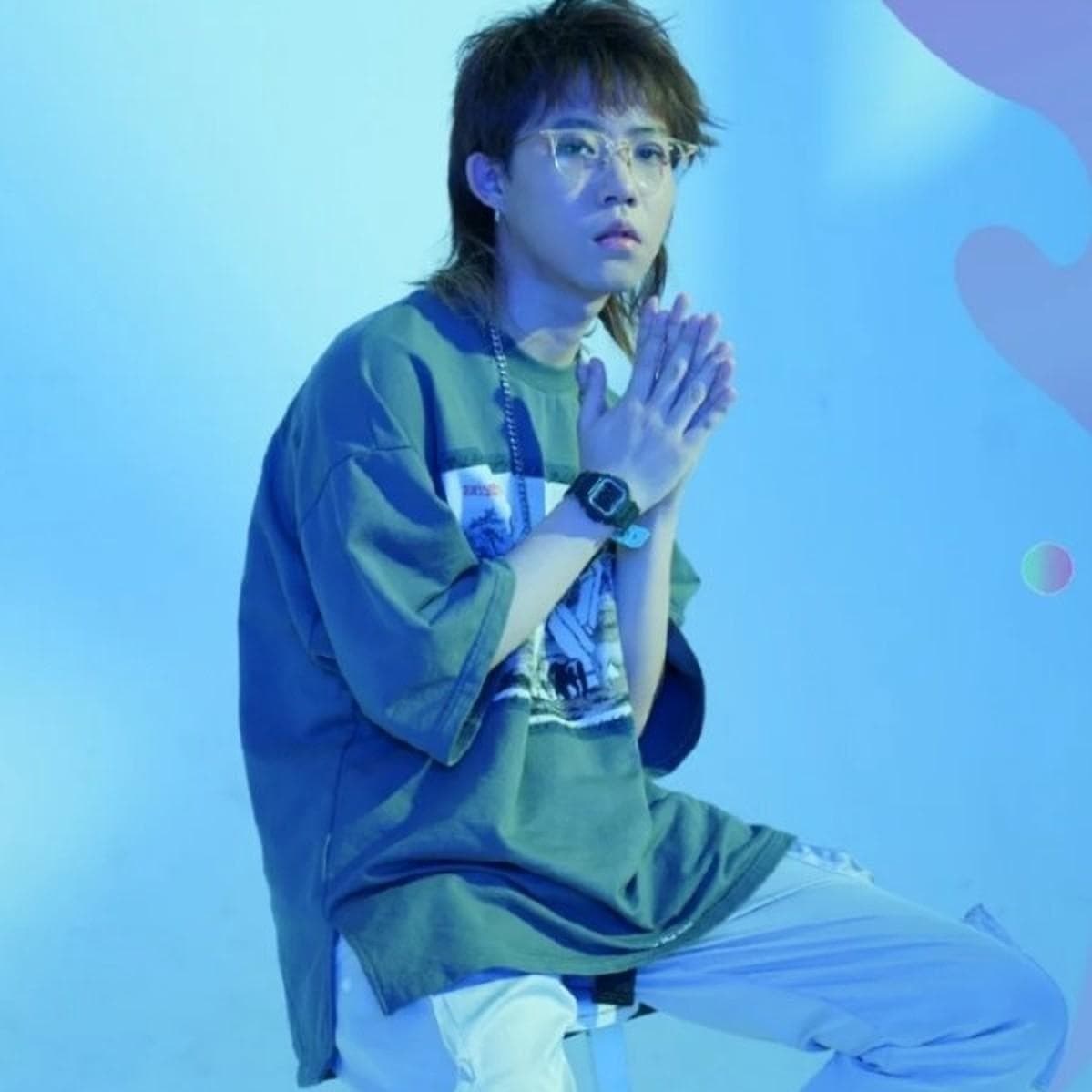 Dynamic cover art