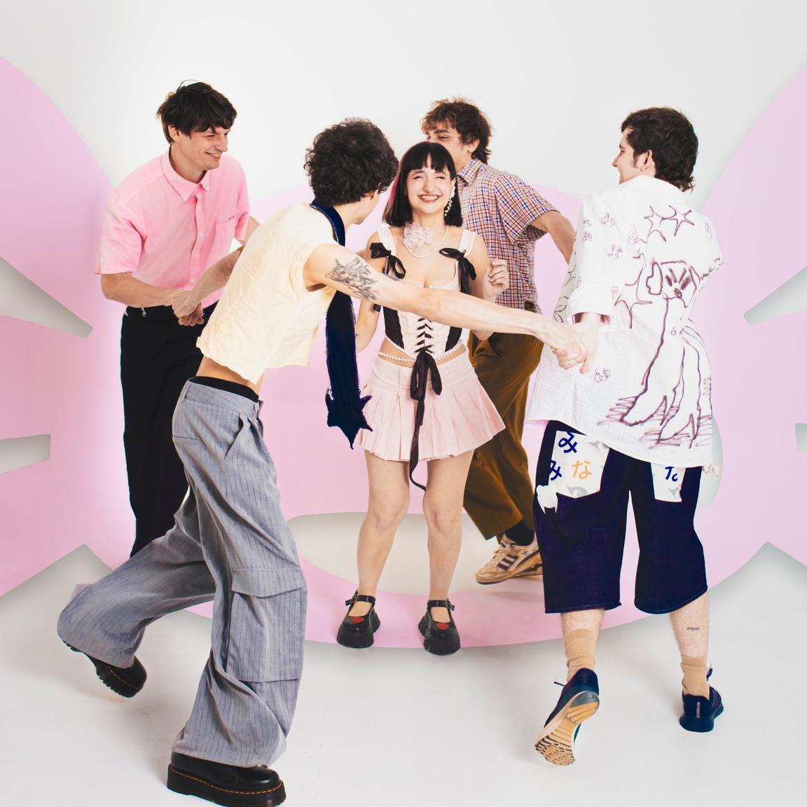 Dynamic cover art