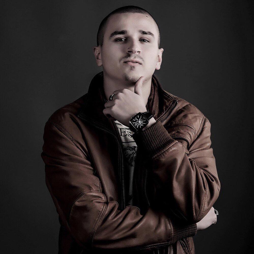 Artist chip image