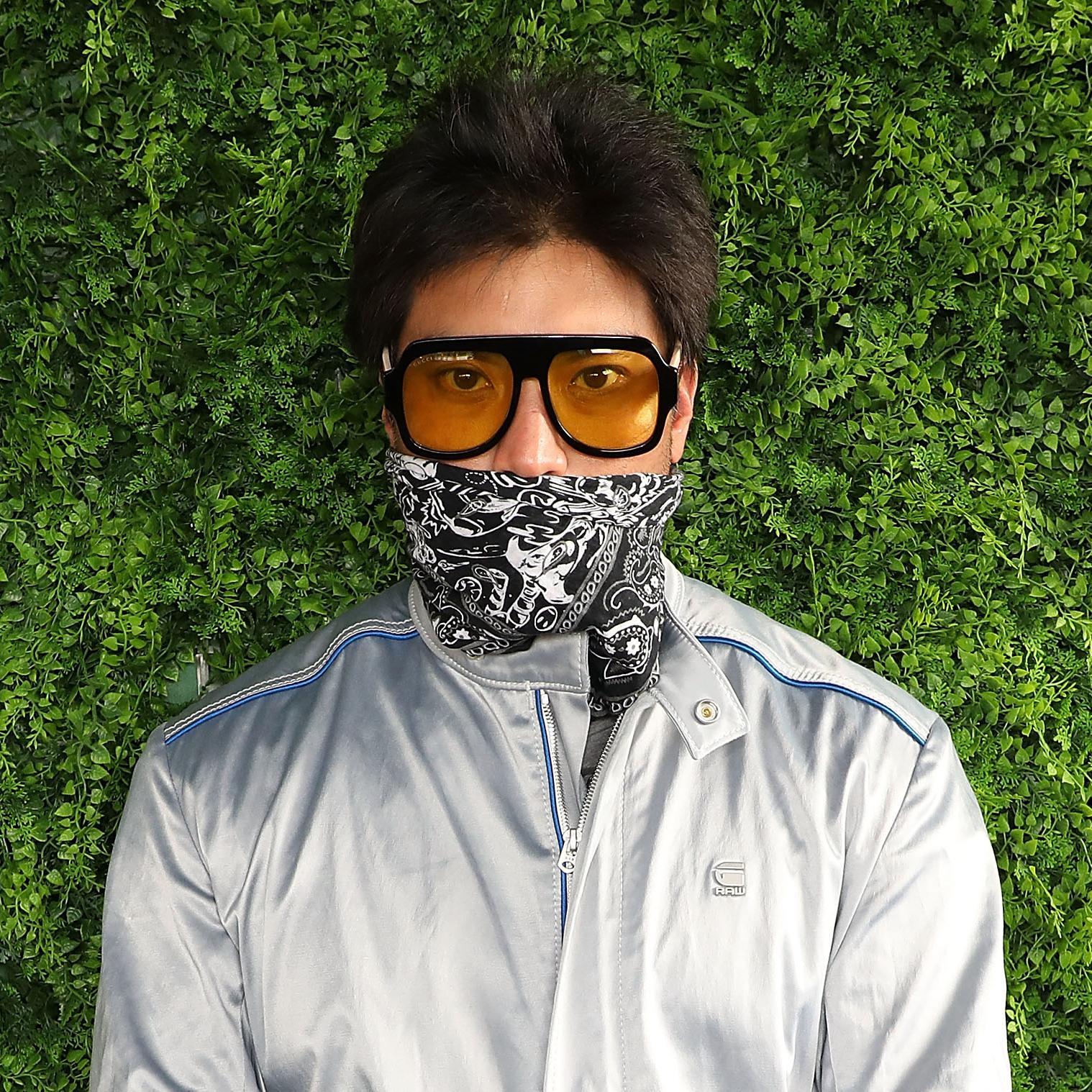 Dynamic cover art